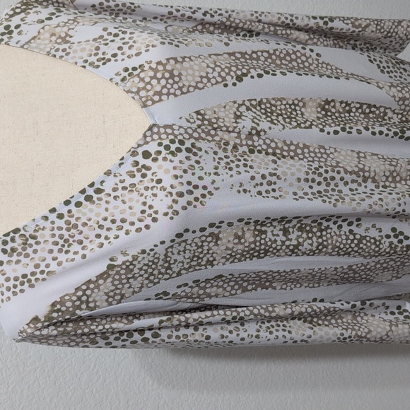 Easywear By Chico's Polka dot Animal Snake Print Top Blouse Size 3(16) - Picture 2 of 9